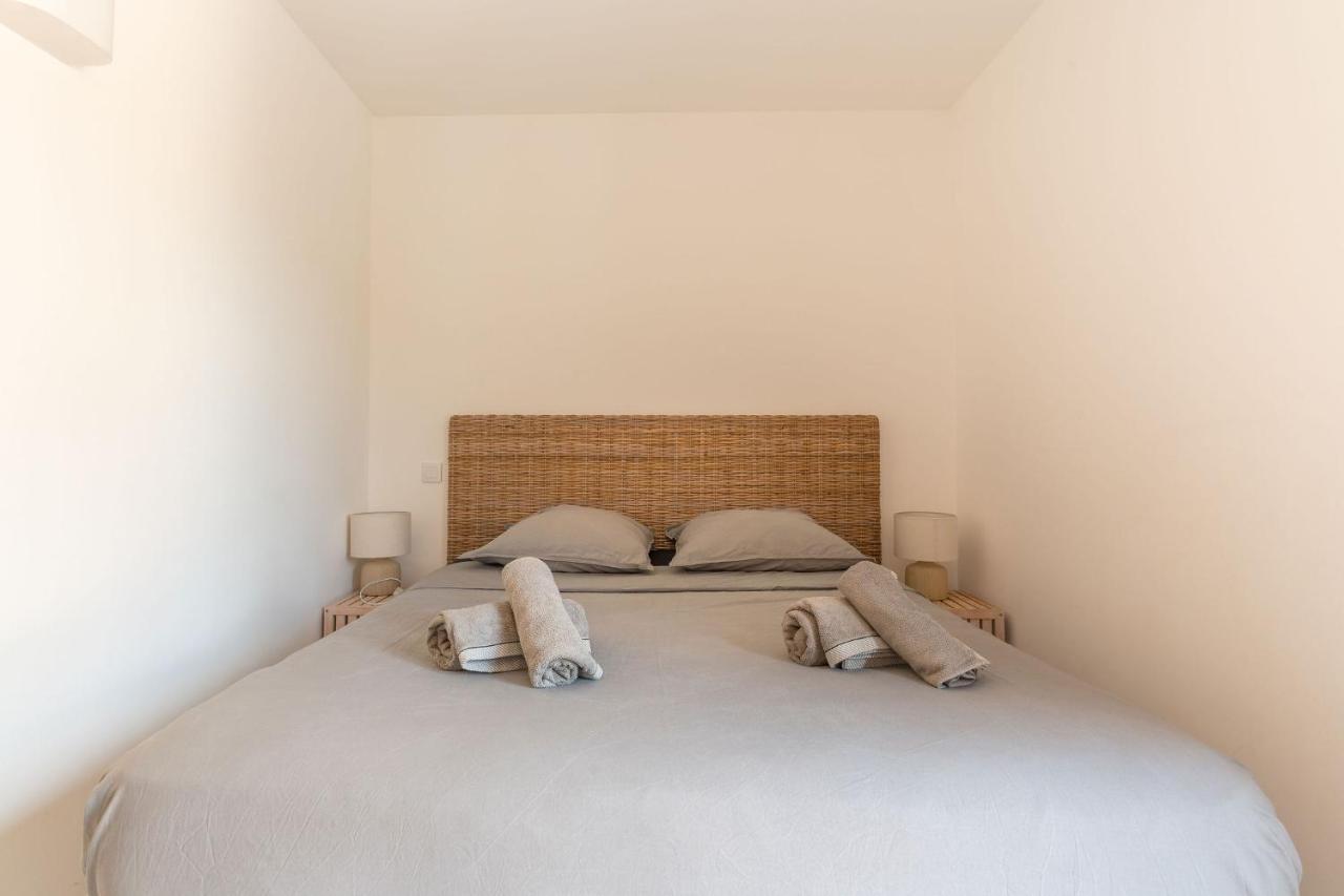 Villa Vue Mer Presqu'Ile De Giens Avec Piscine 耶尔 外观 照片